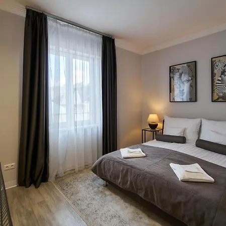 Διαμέρισμα Amazing Design Dohany Str